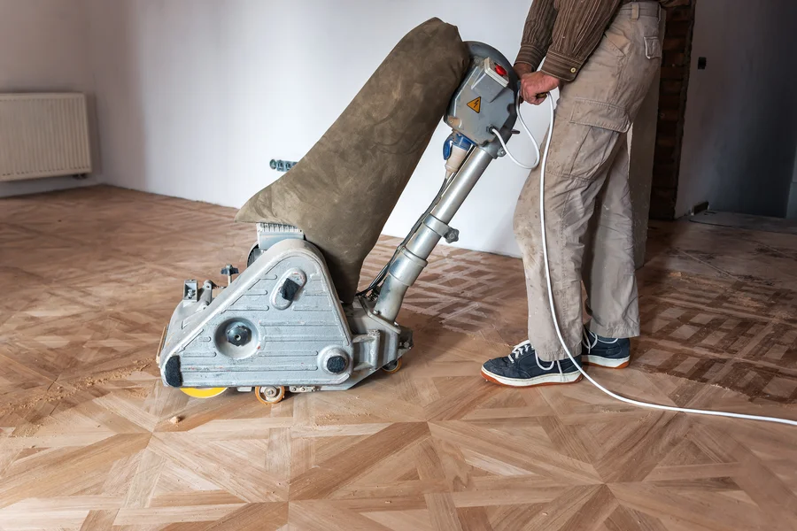 Common Signs Your Hardwood Floors Need Refinishing in Orange, NJ Common Signs Your Hardwood Floors Need Refinishing in Orange, NJ